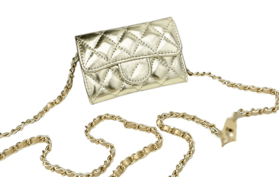 Chanel (with chain)