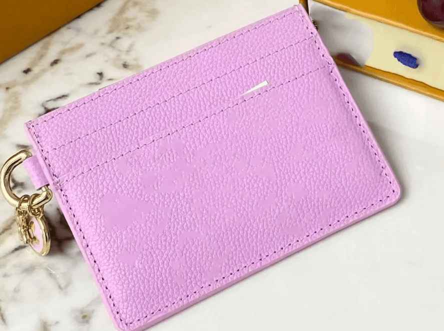 LV Cardholder