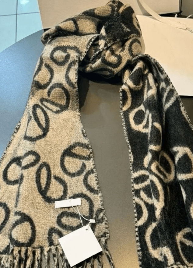 Scarf