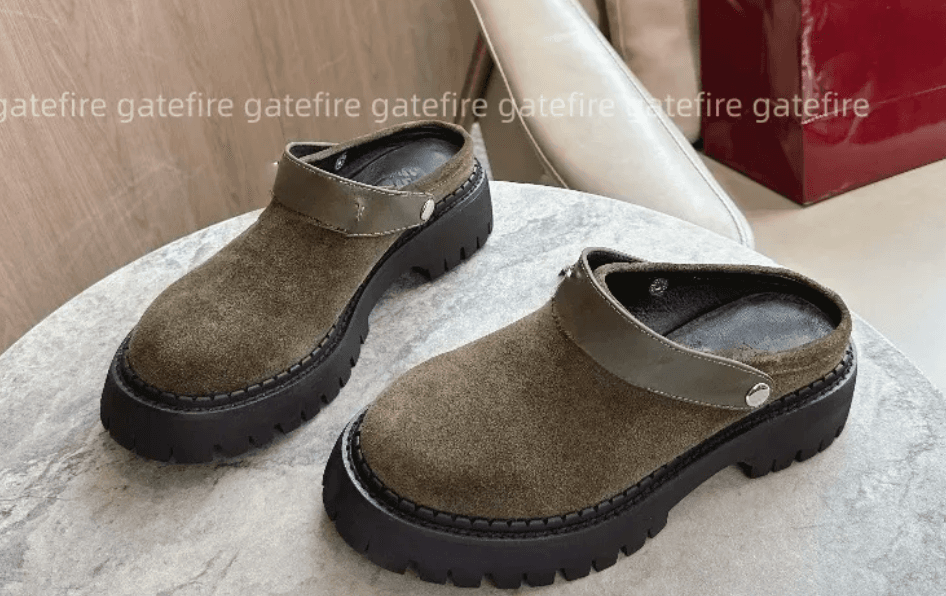 Gucci Clogs
